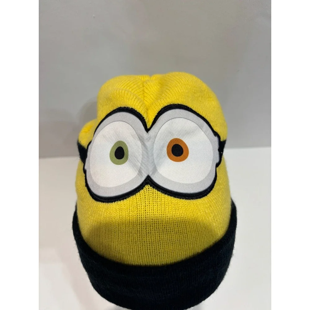 Illumination Minions Beanie Hat Kids One Size Yellow Black Bob Goggle Eyes